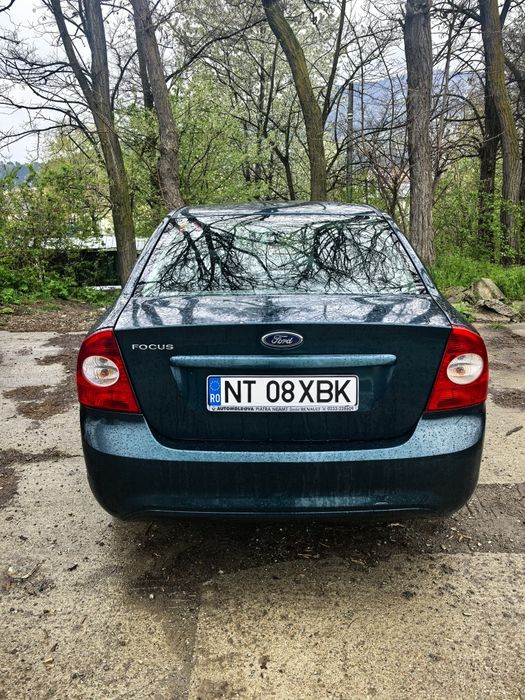Vând autoturism Ford Focus 2 facelift 1.6 benzina 100 cp