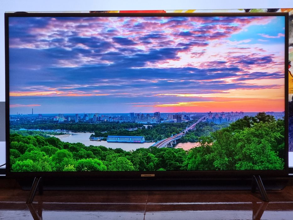 SMART Телевизор / Samsung 40" - 4K / HDR10+ / Dolby Audio