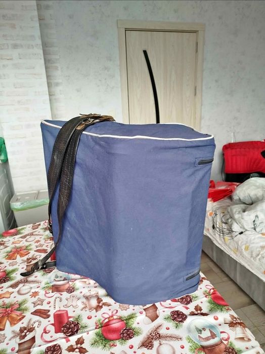 Продавам акордеон кантус 4