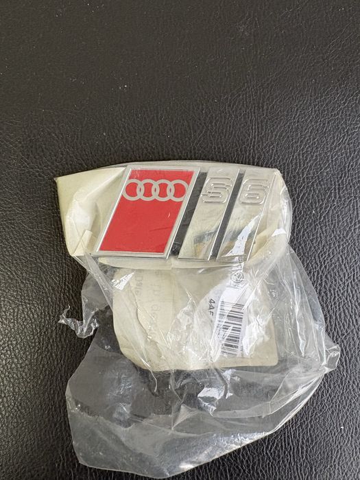 Продам значки на ауди A6 и S6