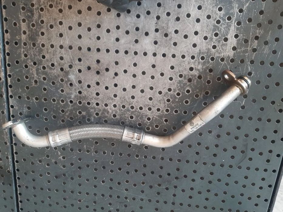 conducta ulei  1.4 tfsi cdg vw passat b6 3c  03c145735c