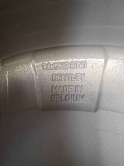 Джанта за Бентли Континентал 3W0 601 025 AC - 3W0 601 025 AD