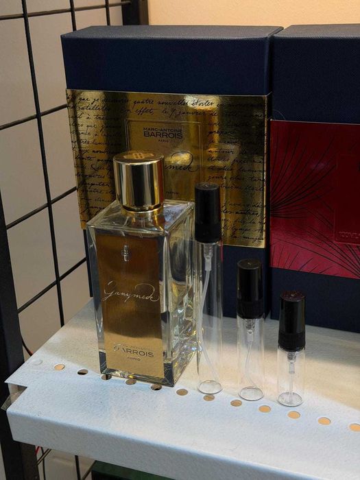 Парфюмни мостри нишови и дизайнерски от колекция над 800 аромата