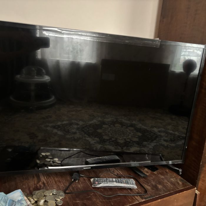Самсунг тв продам