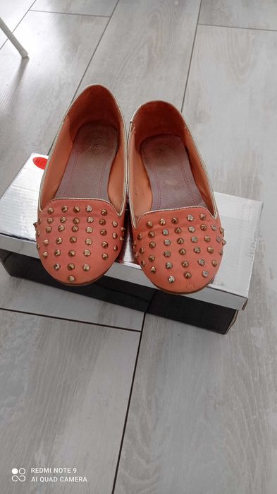 Летни балеринки с шипове