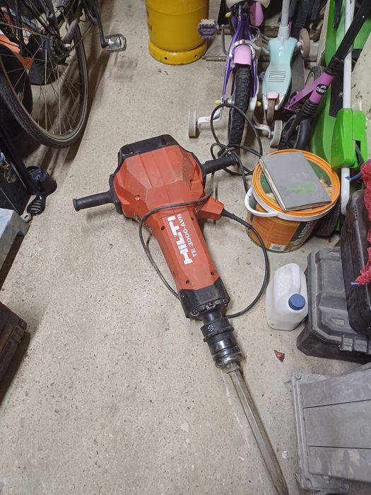 Hilti TE 3000 pikamer