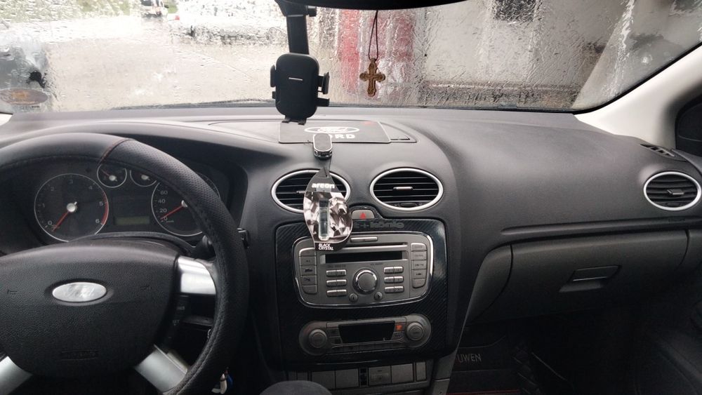 Dau in chirie mașină personală