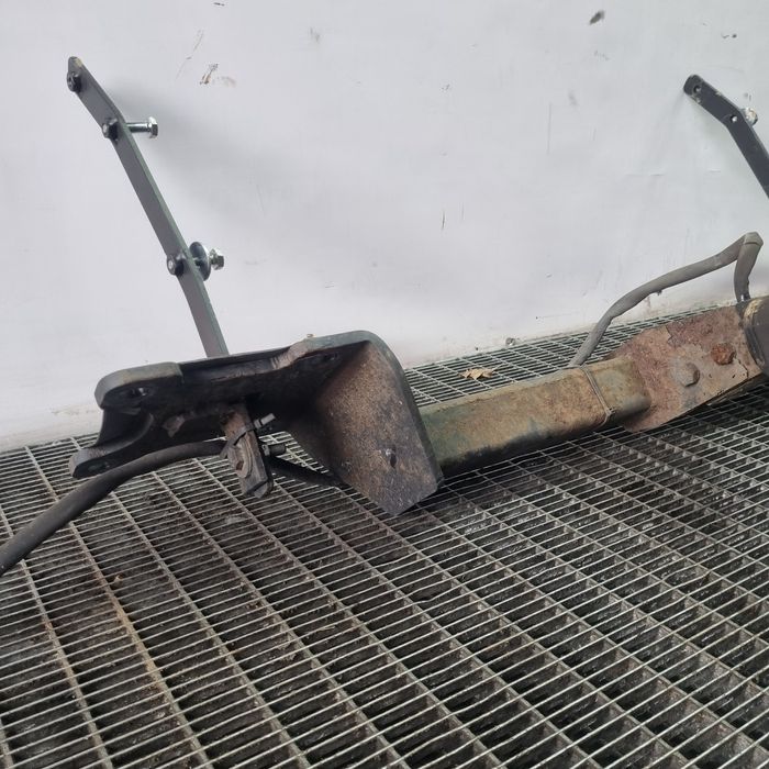 Carlig remorcare Mercedes ML W164 - SUV 4 Usi (1446) RC