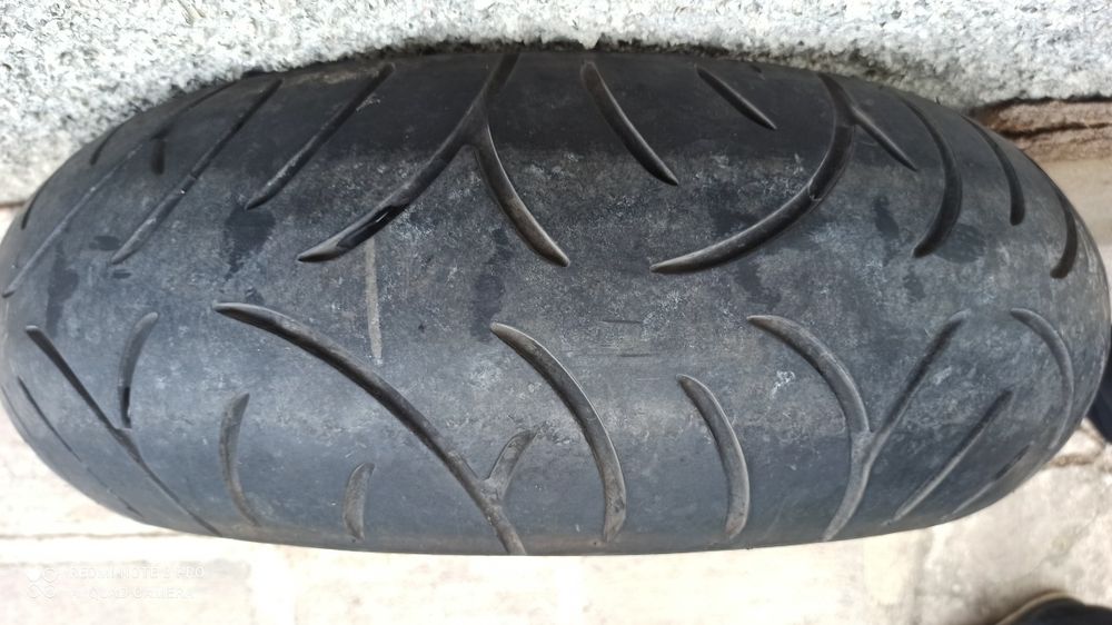 Мото гума Bridgestone 180/55/17