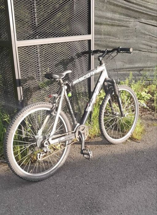 Vand bicicleta scott in stare foarte buna