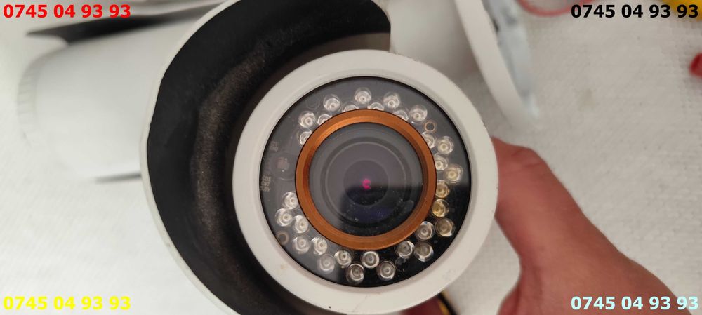 set 4 camere cu infrarosu 2 Novus NCV GDN3800H si una NVAHD 2dn5504mh