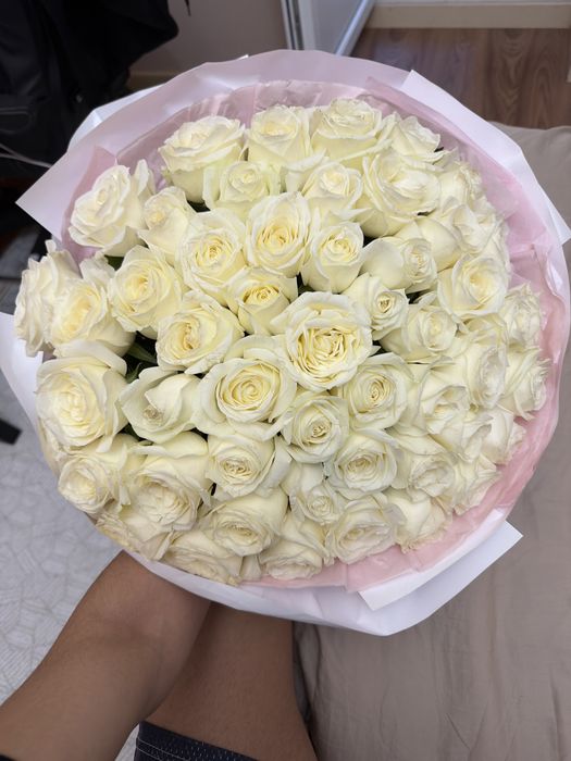 букет белые розы 51 штук