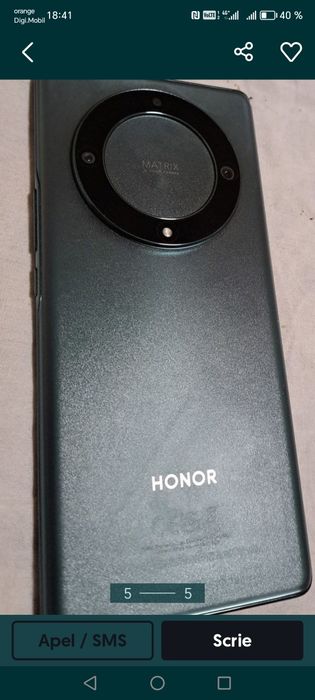 Vind telefon in stare foarte buna