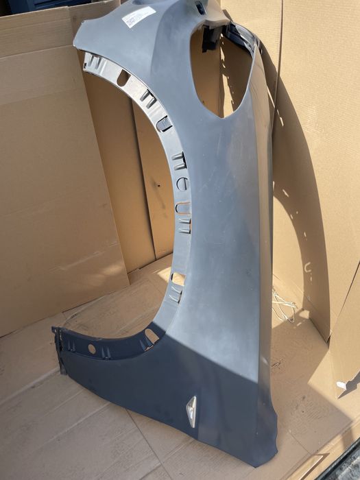 Capota aripa BMW X5 E70 impecabile