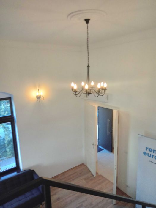 Închiriez spațiu comercial ultracentral ultramodern cu parcare