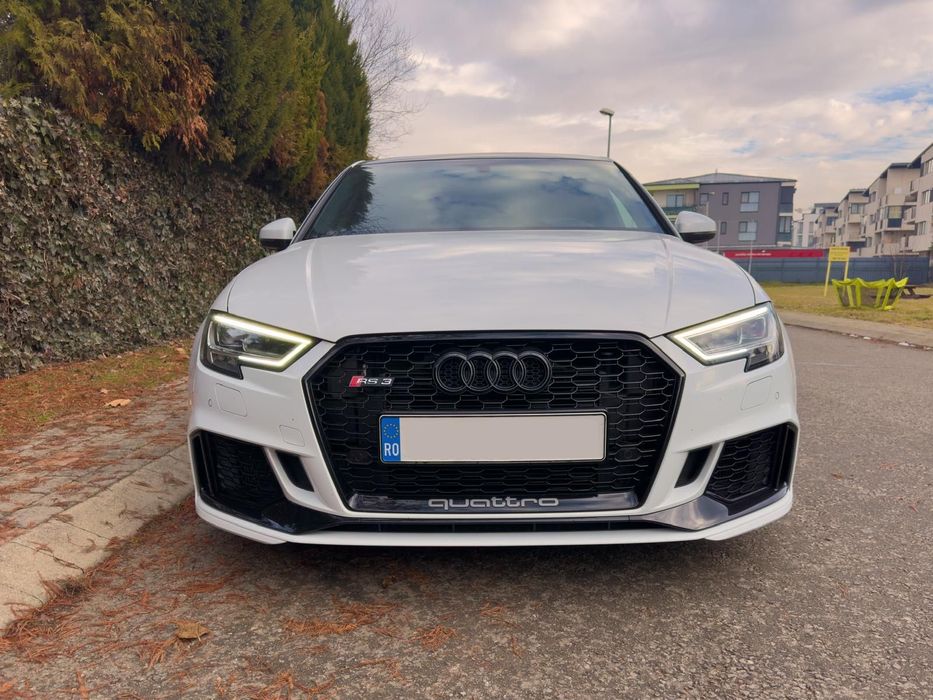 Audi RS3 Audi RS3  670HP