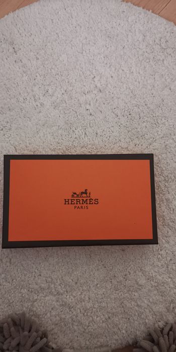 Ново портмоне (Hermes)