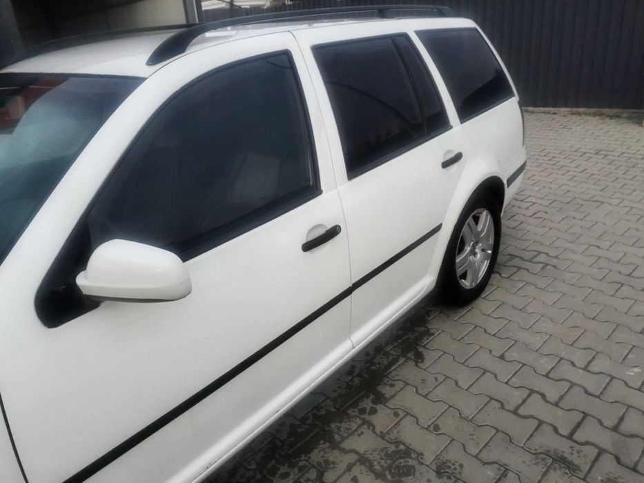 Vând Golf 4 din 2003. Motor diesel, 1900ALH.