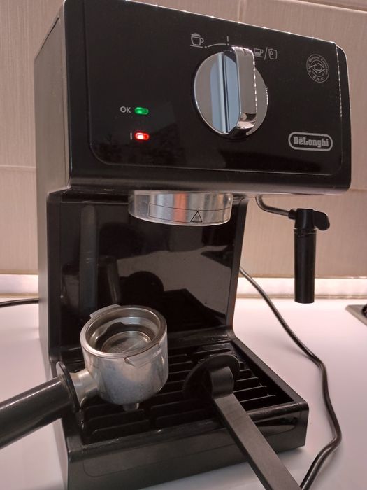 Aparat cafea DeLonghi