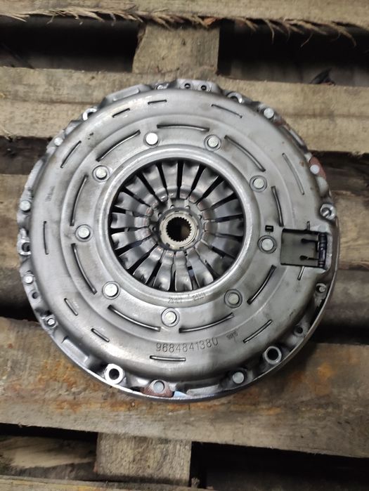 Демферен маховик за Peugeot,Citroen 2.0hdi