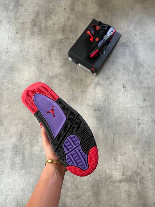 Air Jordan 4 Retro Raptors Drake OVO