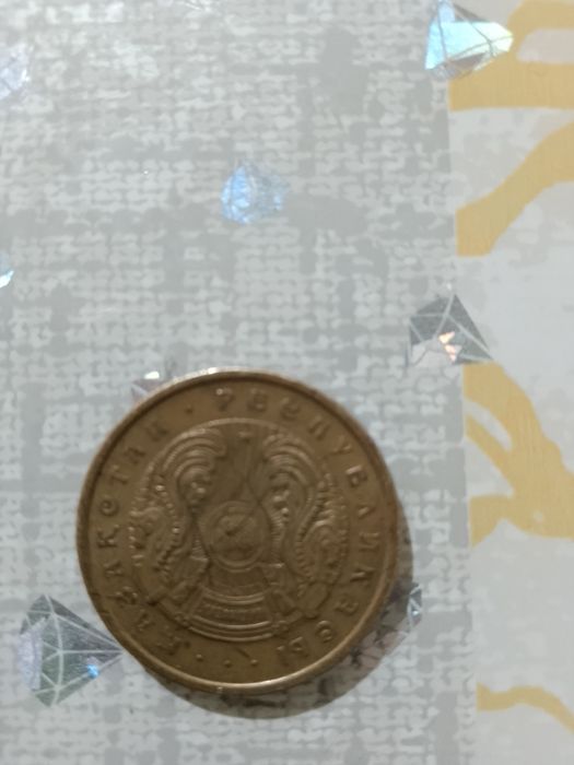 Продам монеты пишите