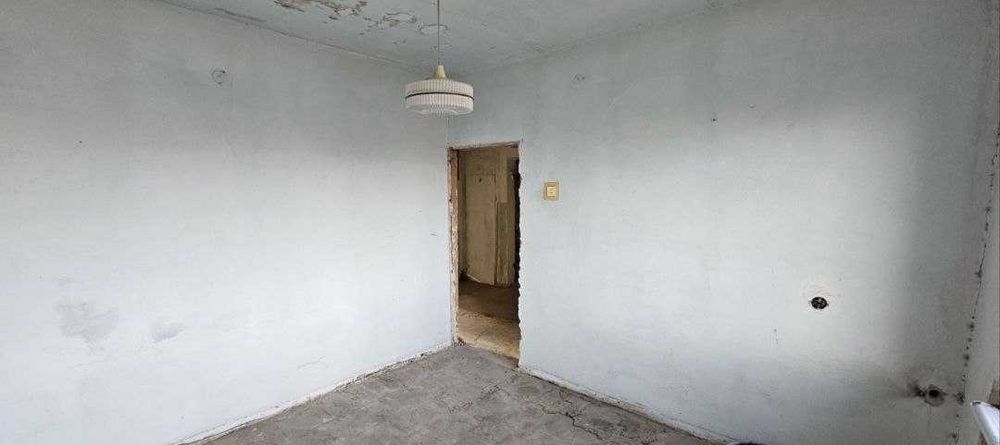 Продаётся 2-х комнатная квартира в 3 м/районе, Чирчик