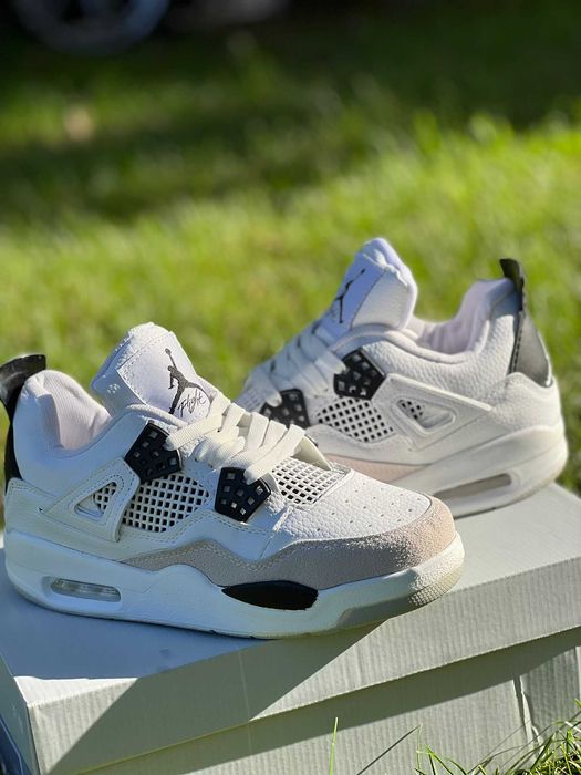 Jordan 4 military black produs nou