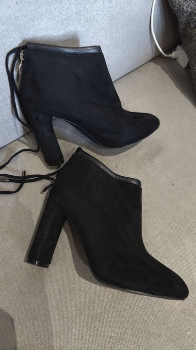 Велурени боти на ток 37 номер