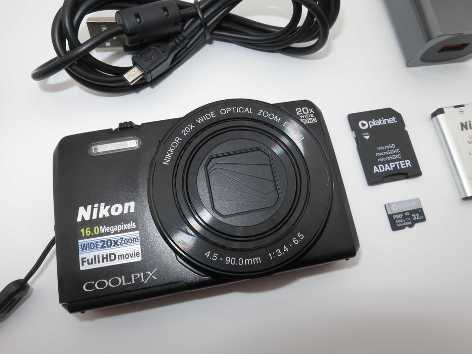 Nikon Coolpix S7000 ултра компактен цифров фотоапарат с 20х опичен зум, 16MP, Wi-Fi, Full-HD видео клип, дигитална камера в отлично състояни