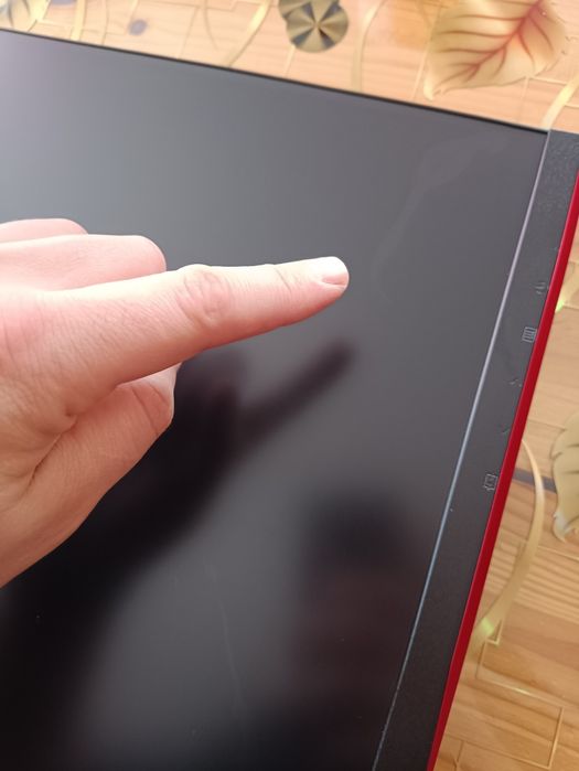 AOC 24G2ZE/BK 24" 240Hz – ЗА ЧАСТИ (счупена матрица)