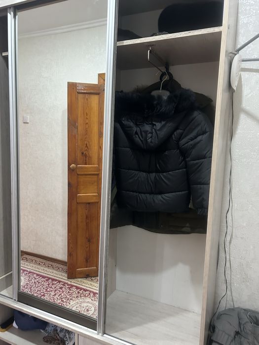 Прихожая раздевалка вешалка