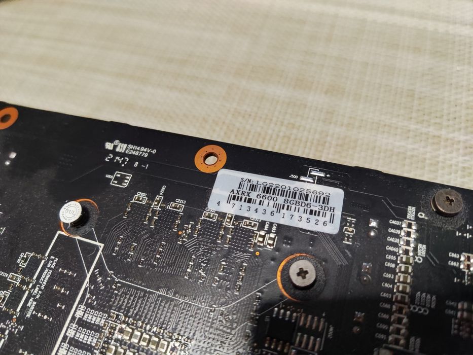 Видеокарта AMD RX6600 8 gb