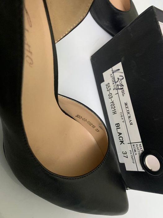 Продаётся туфли женские