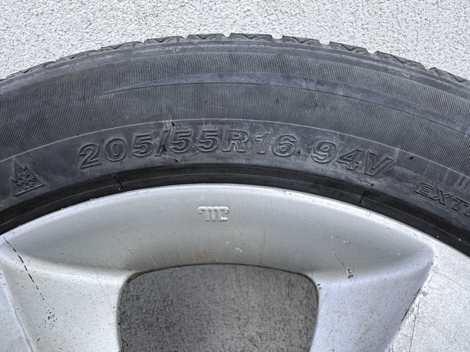 Set jante aliaj roti complete R16 cu anvelope all season 205 55 R16 Kia Ceed Hyundai i30 5X114,3