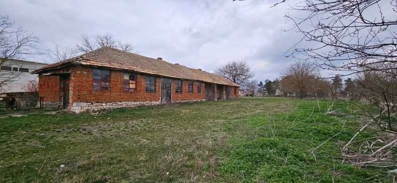 Продава се Промишлена сграда в Варна, Възраждане 1 - 256 кв.м за 157 €/кв.м - Снимка #9