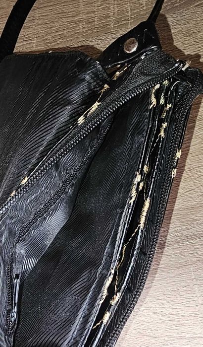 Дамска чанта през рамо