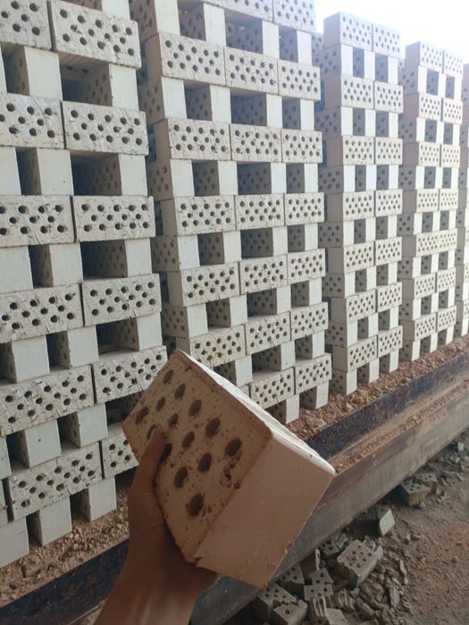 Пиши гишт pishgan gʻisht gisht