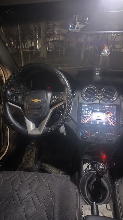 Продается авто-Нексия-3 год 2017  в хорошем состоянии  механика