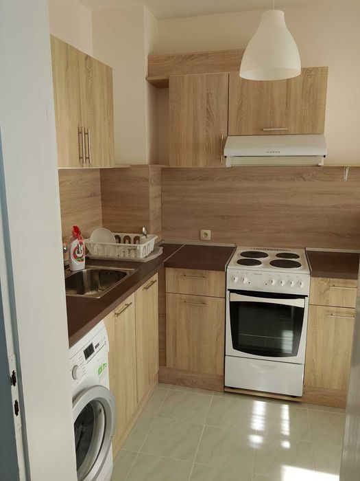 Дава се под наем Едностаен апартамент в София, Хладилника - 43 кв.м за 540 € - Снимка #2