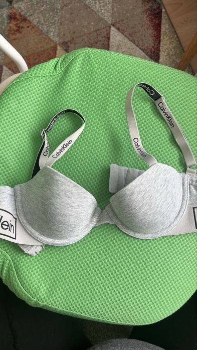 Calvin klein сутиен
