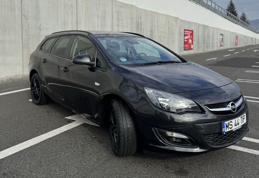 Opel Astra J 2016
