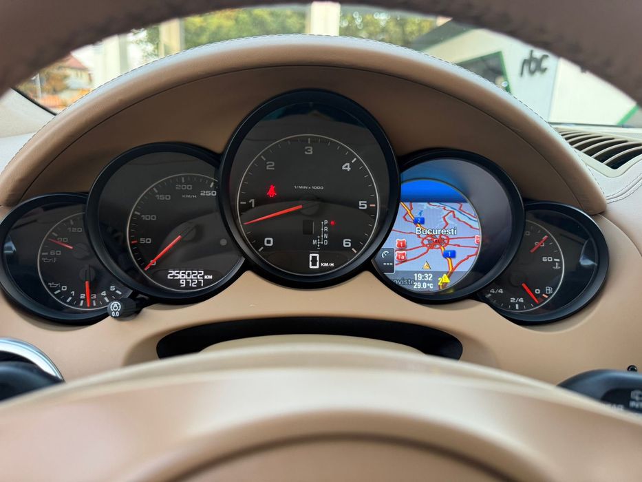 Porsche Cayenne 3.0d impecabil