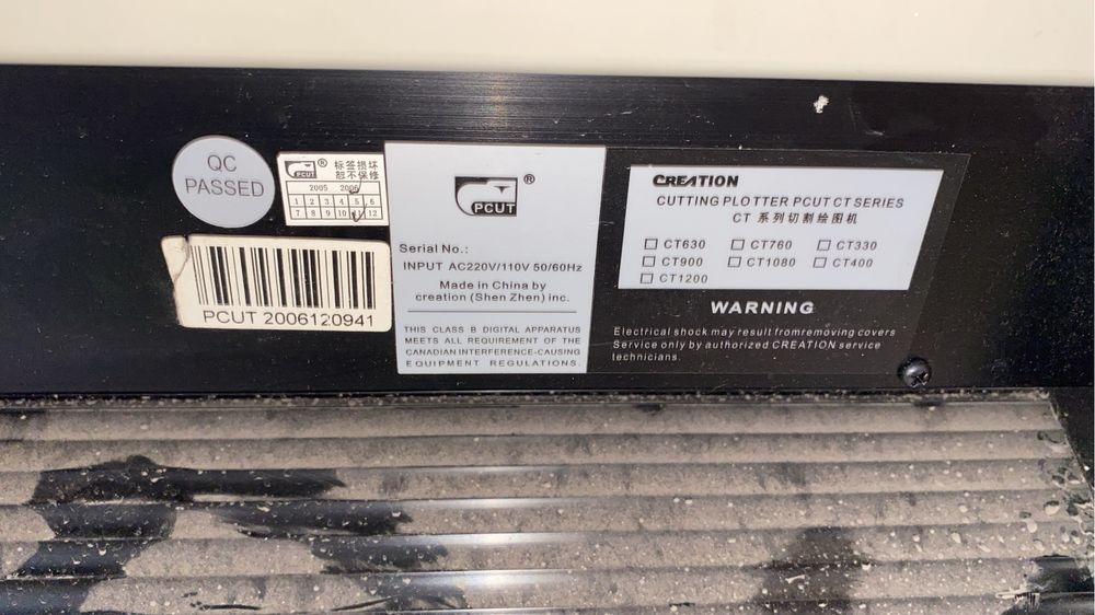 Продам плоттер режущий