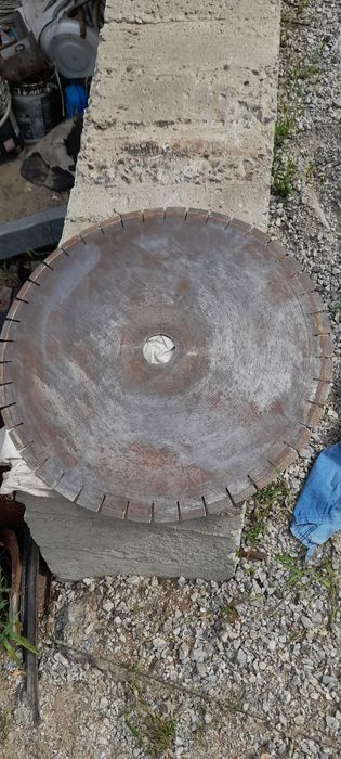 Продам алмазный диск 600мм