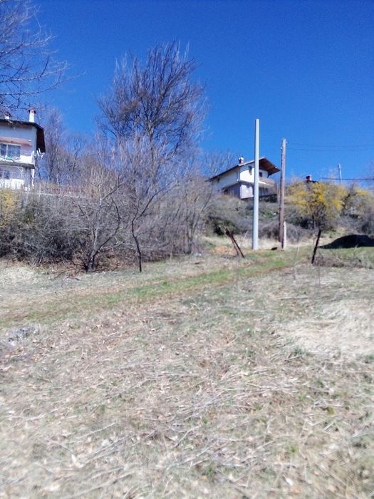 Продавам парцел на 10 км. от гр.Смолян