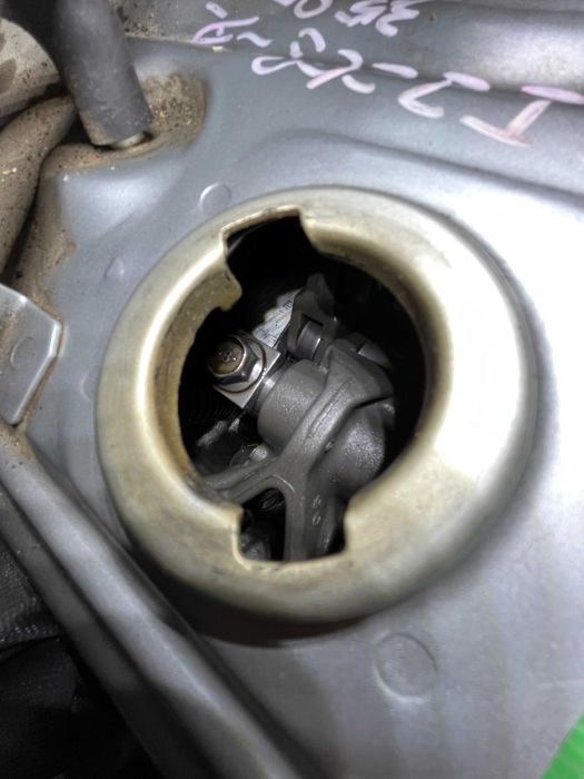 Двигатель Mitsubishi 4G64 2.4 L