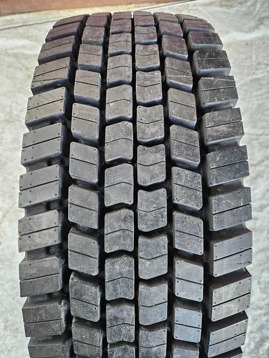 1 Нова тежкотоварна гума 295/60R22.5 PETLAS RH100 150/147L M+S