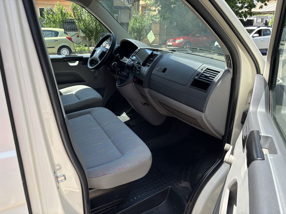 Volkswagen T5 2.5 R5 131 cp