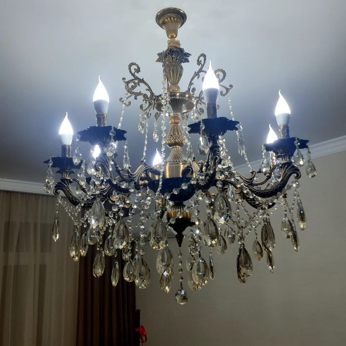 Продам люстры ,цена за всё